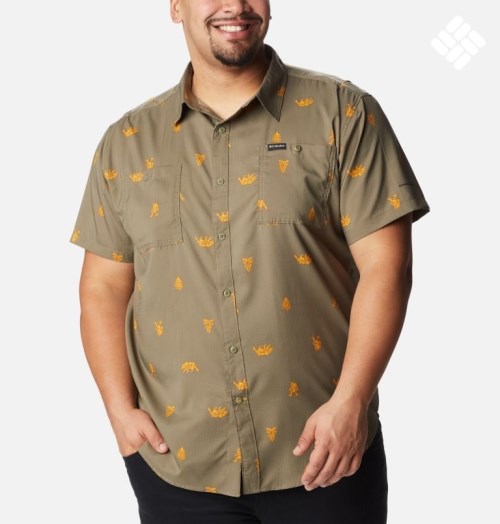 Men's Columbia Utilizer Printed Woven Short Sleeve Shirts Olive | Plus Size CA-T03A4